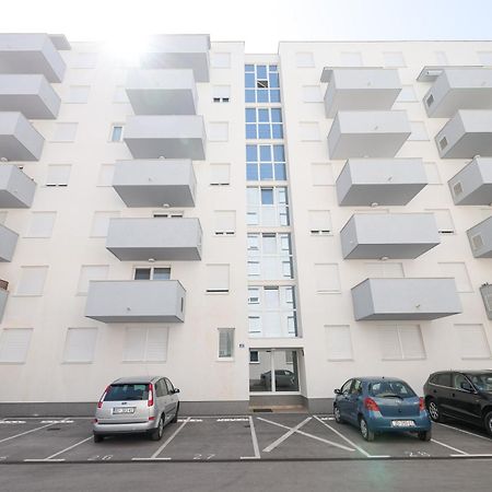 Alpha Level Apartment ザダル エクステリア 写真